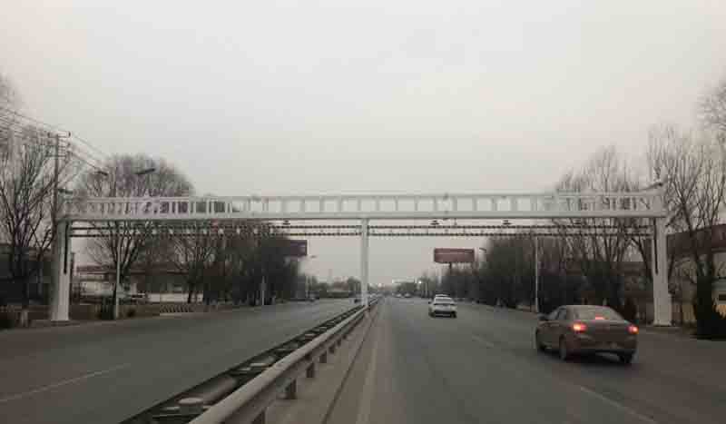 南平公路限高杆